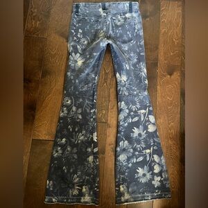 We The Free penny pull on flare size 27